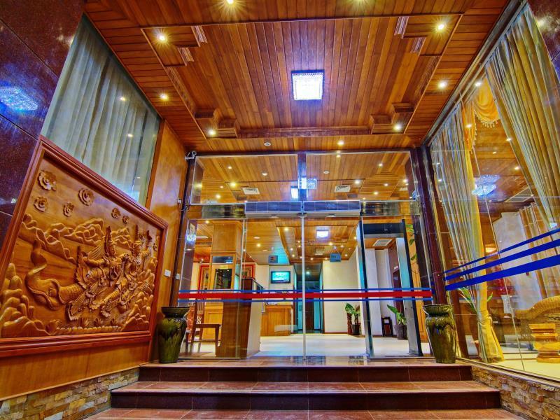 76 โรงแรม 3*